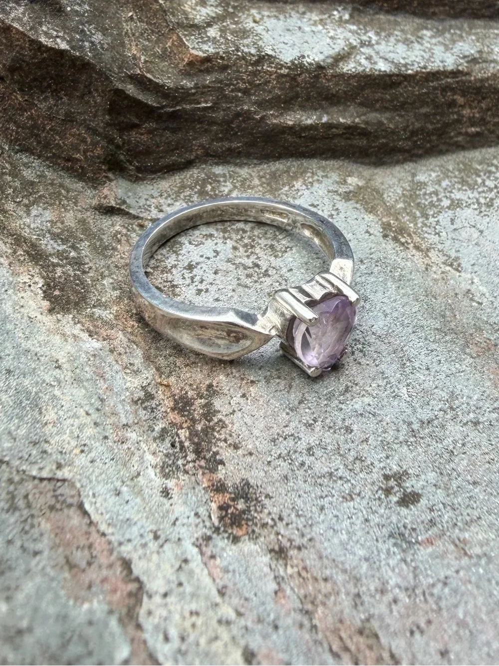 Vintage Avon Sterling Silver Amethyst Heart Ring